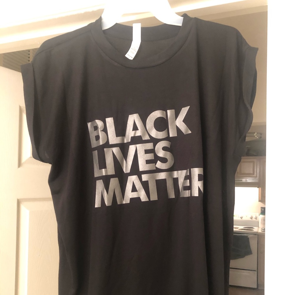 Black Lives Matter T Shirt (never worn)
